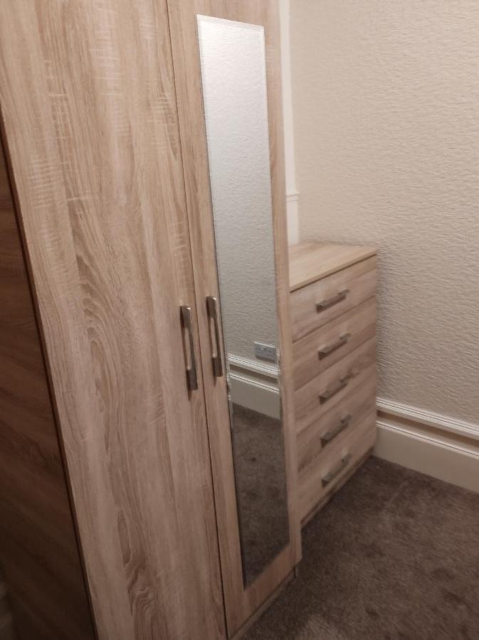 Comfy In Coventry, Sk Guest house *