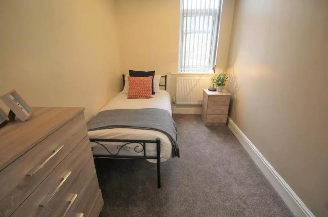 Comfy In Coventry, Sk Guest house *